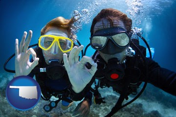 couple enjoying a scuba diving tour - with Oklahoma icon