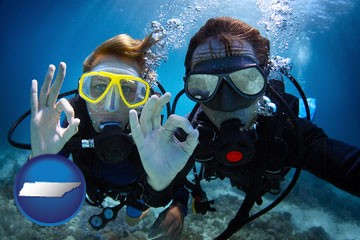 couple enjoying a scuba diving tour - with Tennessee icon
